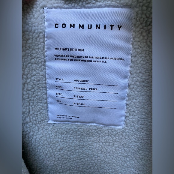 Aritizia: Community Parka in XS - Picture 4 of 6